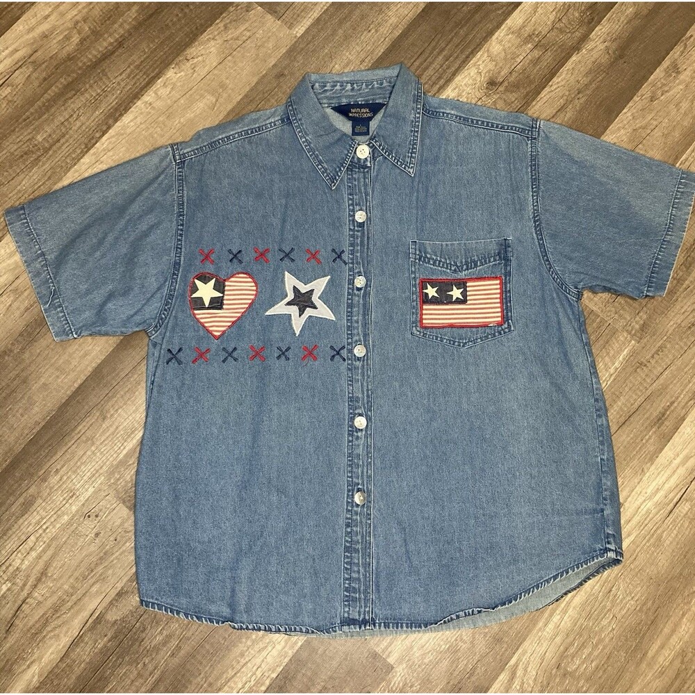 VTG Denim Shirt L Embroidered Americana Flag Heart Button SS Patriotic Festival
